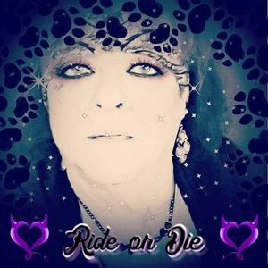 Meet your Posher, Deborah t